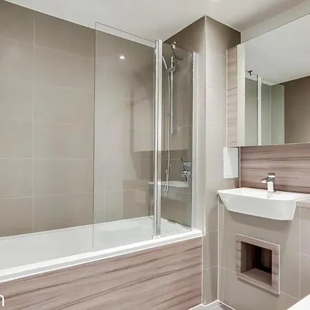 Modern Stay With Free 24Hours Gym London Exterior photo