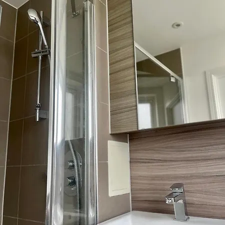 Modern Stay With Free 24Hours Gym London Exterior photo